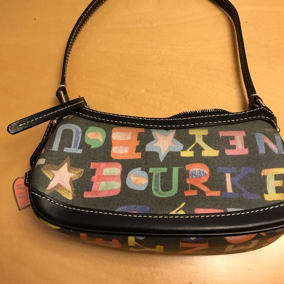 Purses - Picture 2 of 8